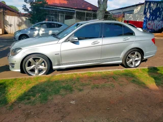 2014 MERCEDES BENZ C200 EDITION C AUTOMATIC TRANSMISSION IN EXCELLENT CONDITION WITH FULL SERVICE HI