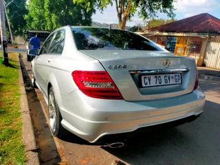 2014 MERCEDES BENZ C200 EDITION C AUTOMATIC TRANSMISSION IN EXCELLENT CONDITION WITH FULL SERVICE HI