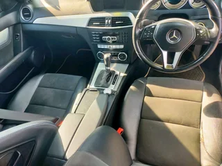 2014 MERCEDES BENZ C200 EDITION C AUTOMATIC TRANSMISSION IN EXCELLENT CONDITION WITH FULL SERVICE HI