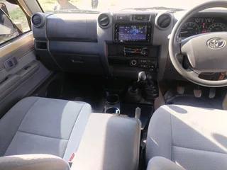 2019 TOYOTA LAND CRUISER LX V8 4X4 TRD MANUAL TRANSMISSION IN EXCELLENT CONDITION