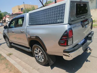 2019 TOYOTA HILUX DOUBLE CAB 2.8 GD6 4X4 AUTOMATIC TRANSMISSION IN EXCELLENT CONDITION