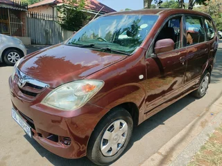 2009 TOYOTA AVANZA 1.5 MANUAL TRANSMISSION IN EXCELLENT CONDITION