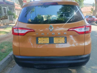 2022 RENAULT TRIBER 1.0 MANUAL TRANSMISSION IN EXCELLENT CONDITION