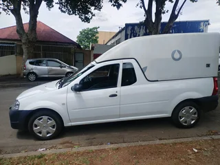 2023 NISSAN NP200 BAKKIE 1.6 IN EXCELLENT CONDITION WITH CANOPY