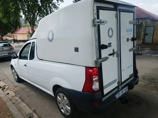 2023 NISSAN NP200 BAKKIE 1.6 IN EXCELLENT CONDITION WITH CANOPY