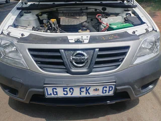 2023 NISSAN NP200 BAKKIE 1.6 IN EXCELLENT CONDITION WITH CANOPY