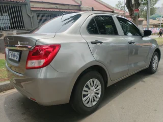 2022 SUZUKI DZIRE 1.2 MANUAL TRANSMISSION IN EXCELLENT CONDITION
