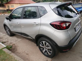 2019 RENAULT CAPTUR 900T MANUAL TRANSMISSION IN EXCELLENT CONDITION