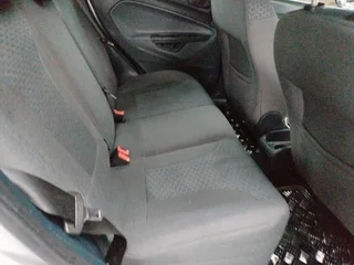 2012 FORD FIESTA 1.4 MANUAL TRANSMISSION IN EXCELLENT CONDITION