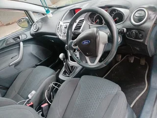 2012 FORD FIESTA 1.4 MANUAL TRANSMISSION IN EXCELLENT CONDITION