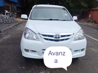 2008 TOYOTA AVANZA 1.5 MANUAL TRANSMISSION IN EXCELLENT CONDITION WITH LEATHER SEATS