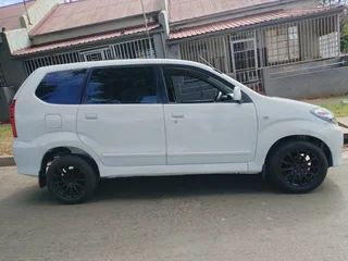 2009 Toyota Avanza 1.5 Manual Transmission In Excellent Condition With Leather Seats