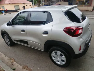 2023 RENAULT KWID 1.0 DYNAMIC MANUAL TRANSMISSION IN EXCELLENT CONDITION