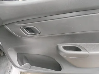 2023 RENAULT KWID 1.0 DYNAMIC MANUAL TRANSMISSION IN EXCELLENT CONDITION