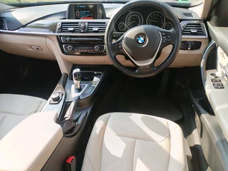 2015 BMW 320I F30 AUTOMATIC TRANSMISSION IN EXCELLENT CONDITION WITH SUN ROOF