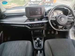 2025 SUZUKI SWIFT 1.2 GL MANUAL TRANSMISSION IN EXCELLENT CONDITION