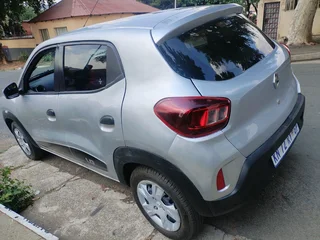 2022 RENAULT KWID 1.0 MANUAL TRANSMISSION IN EXCELLENT CONDITION