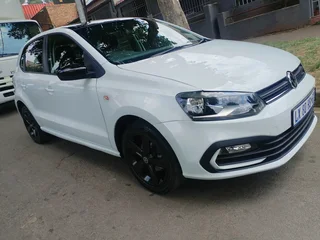 2024 VOLKSWAGEN POLO VIVO 1.4 MANUAL TRANSMISSION IN EXCELLENT CONDITION WITH FULL SERVICE HISTORY