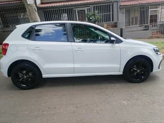 2024 VOLKSWAGEN POLO VIVO 1.4 MANUAL TRANSMISSION IN EXCELLENT CONDITION WITH FULL SERVICE HISTORY