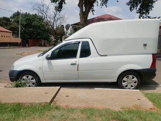 2019 Nissan Np200 Bakkie 1.6 In Excellent Condition With Canopy And Aircon