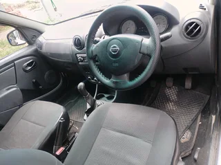 2019 NISSAN NP200 BAKKIE 1.6 IN EXCELLENT CONDITION WITH CANOPY AND AIRCON