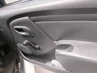 2019 NISSAN NP200 BAKKIE 1.6 IN EXCELLENT CONDITION WITH CANOPY AND AIRCON