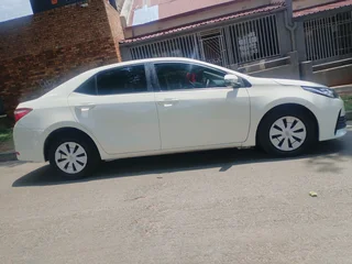 2023 TOYOTA COROLLA QUEST 1.8 MANUAL TRANSMISSION IN EXCELLENT CONDITION