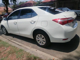 2023 TOYOTA COROLLA QUEST 1.8 MANUAL TRANSMISSION IN EXCELLENT CONDITION
