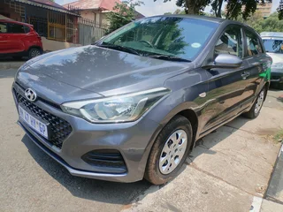 2018 HYUNDAI I20 MANUAL TRANSMISSION 1.2 IN EXCELLENT CONDITION