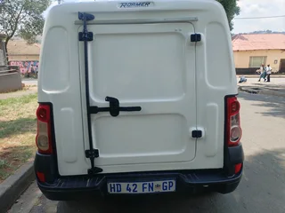 2017 NISSAN NP200 BAKKIE 1.6 IN EXCELLENT CONDITION WITH CANOPY