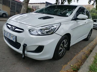 2019 HYUNDAI ACCENT 1.6 MANUAL TRANSMISSION IN EXCELLENT CONDITION
