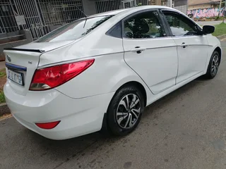 2019 HYUNDAI ACCENT 1.6 MANUAL TRANSMISSION IN EXCELLENT CONDITION