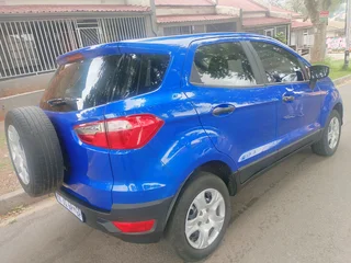 2016 FORD ECOSPORT 1.5 MANUAL TRANSMISSION IN EXCELLENT CONDITION WITH SERVICE BOOK