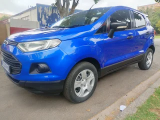 2016 FORD ECOSPORT 1.5 MANUAL TRANSMISSION IN EXCELLENT CONDITION WITH SERVICE BOOK