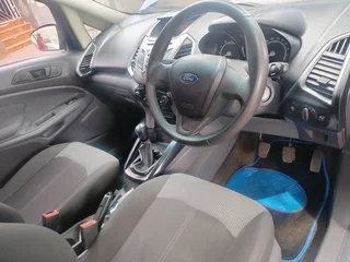 2016 FORD ECOSPORT 1.5 MANUAL TRANSMISSION IN EXCELLENT CONDITION WITH SERVICE BOOK