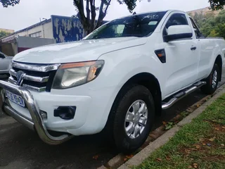 2015 FORD RANGER 2.2 SIX SPEED SINGLE CAB MANUAL TRANSMISSION IN EXCELLENT CONDITION WITH SPARE KEYS
