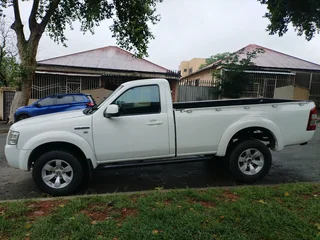 2008 FORD RANGER 3.0 SINGLE CAB MANUAL TRANSMISSION IN EXCELLENT CONDITION