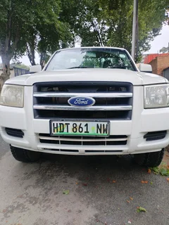 2008 FORD RANGER 3.0 SINGLE CAB MANUAL TRANSMISSION IN EXCELLENT CONDITION