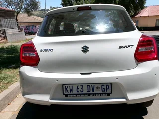 2022 SUZUKI SWIFT 1.2 MANUAL TRANSMISSION IN EXCELLENT CONDITION