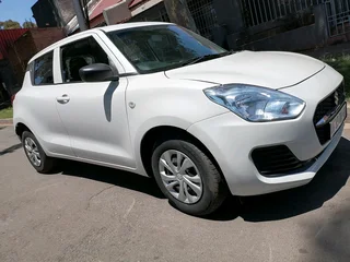 2022 SUZUKI SWIFT 1.2 MANUAL TRANSMISSION IN EXCELLENT CONDITION