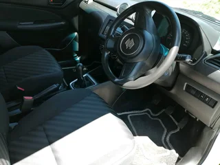 2022 SUZUKI SWIFT 1.2 MANUAL TRANSMISSION IN EXCELLENT CONDITION
