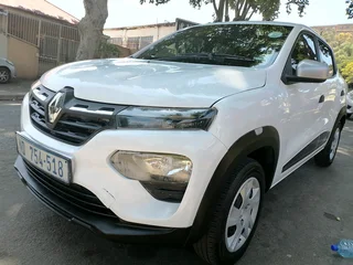 2022 RENAULT KWID 1.0 AUTOMATIC TRANSMISSION WITH SERVICE BOOK