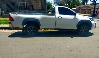 2020 TOYOTA HILUX SINGLE CAB 2.4 GD6 MANUAL TRANSMISSION IN EXCELLENT CONDITION 4X2