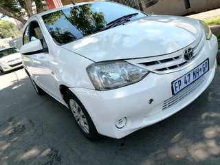 2016 TOYOTA ETIOS HATCHBACK 1.5 MANUAL TRANSMISSION IN EXCELLENT CONDITION