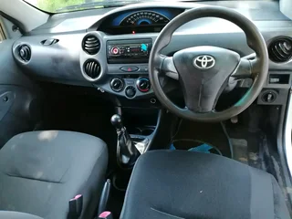 2016 TOYOTA ETIOS HATCHBACK 1.5 MANUAL TRANSMISSION IN EXCELLENT CONDITION