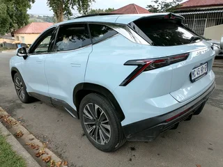 2025 JETOUR DASHING 1.5 T AUTOMATIC TRANSMISSION IN EXCELLENT CONDITION WITH SUN ROOF