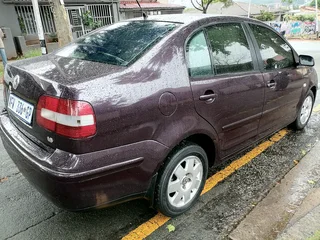 2005 VOLKSWAGEN POLO CLASSIC 1.6 MANUAL TRANSMISSION IN EXCELLENT CONDITION