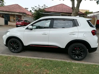 2022 CHERRY TIGGO 1.5 TURBO AUTOMATIC TRANSMISSION IN EXCELLENT CONDITION WITH SUN ROOF