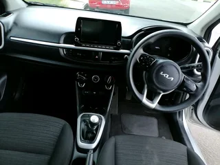 2022 KIA PICANTO 1.2 MANUAL TRANSMISSION IN EXCELLENT CONDITION WITH REVERSE CAMERA AND SENSORS