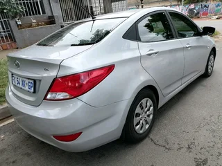 2017 HYUNDAI ACCENT 1.6 MANUAL TRANSMISSION IN EXCELLENT CONDITION WITH FULL SERVICE HISTORY